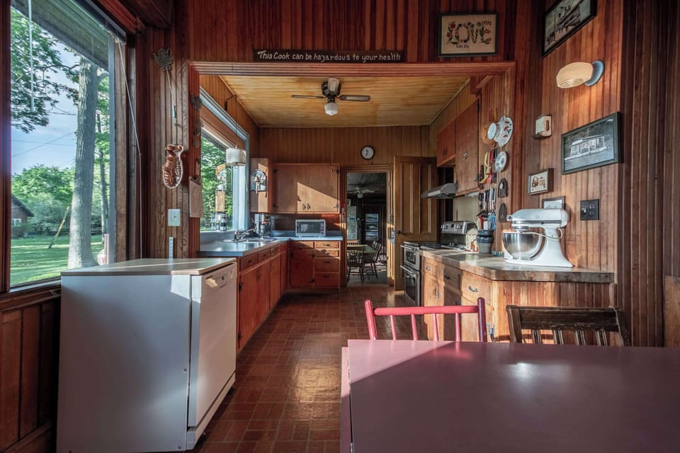 Full Kitchen