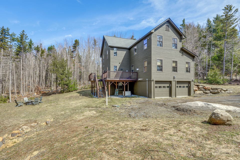 Wilmington Vacation Rental | 5BR | 4.5BA | Stairs Required | 4,072 Sq Ft