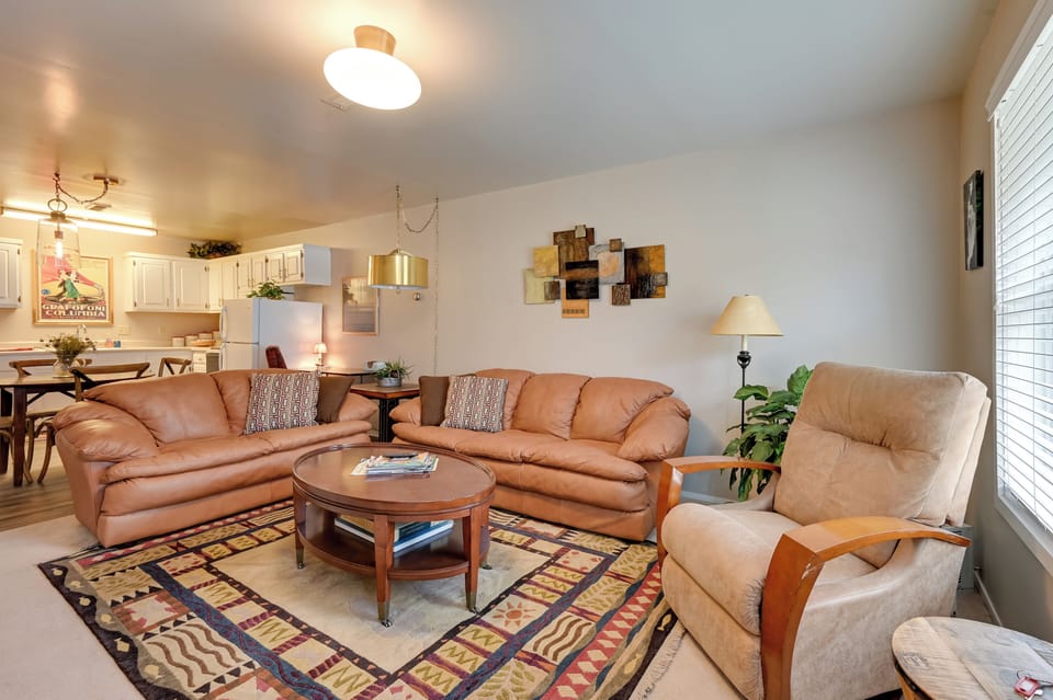 Living Room | Smart TV