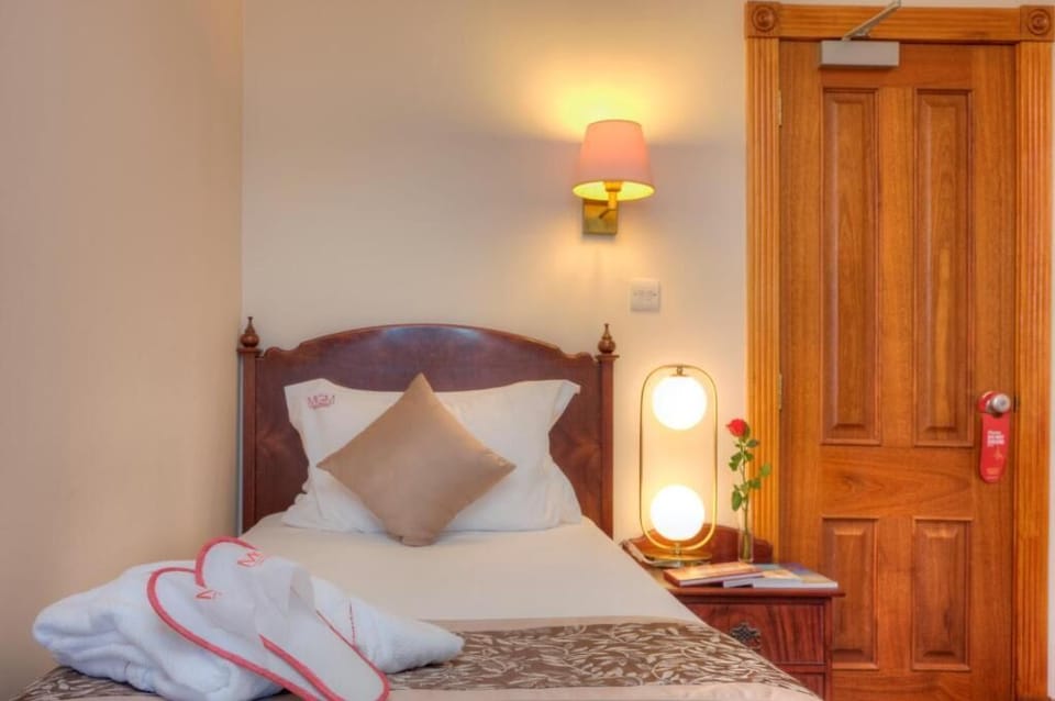 1 Single bed