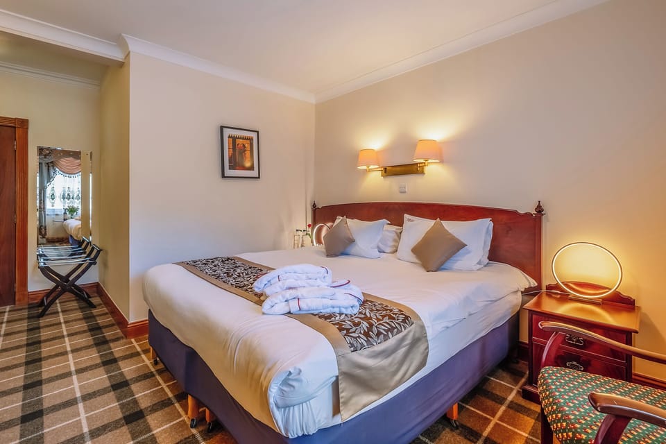 1 Double bed. Exact unit will be assigned upon arrival.