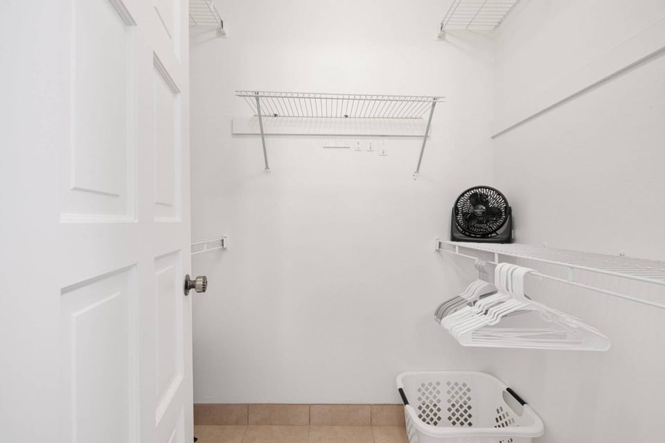 Primary Bedroom Closet