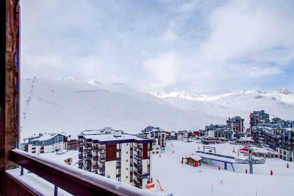 Ski the pistes nearby!