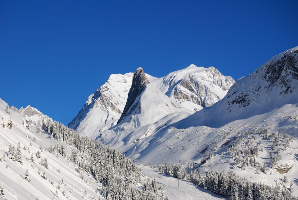 Ski the amazing pistes around Pralognan-la-Vanoise!