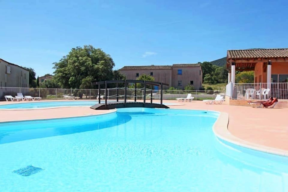 Dive into the gorgeous outdoor pool with your group.