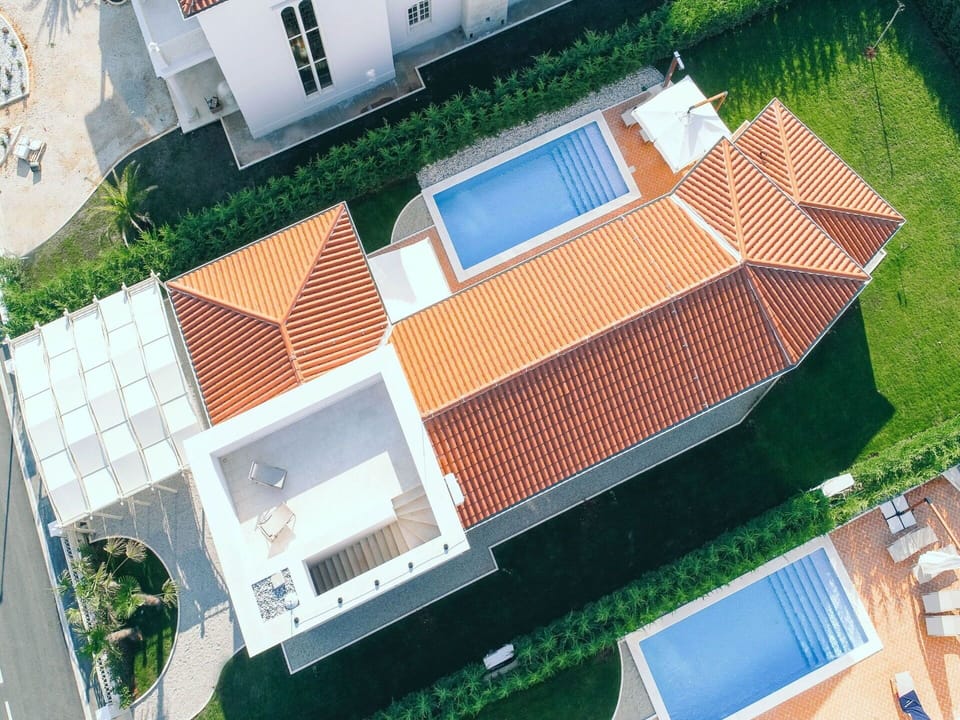 Residential Area, Swimming Pool, Home, House, Roof, Architecture, Estate, Composite Material, Resort, Eco Hotel