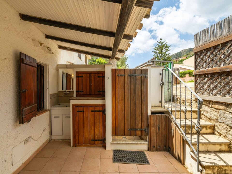 Wood, Floor, Door, Wood Stain, Hardwood, Shade, Plank, Lumber, Tile, Porch