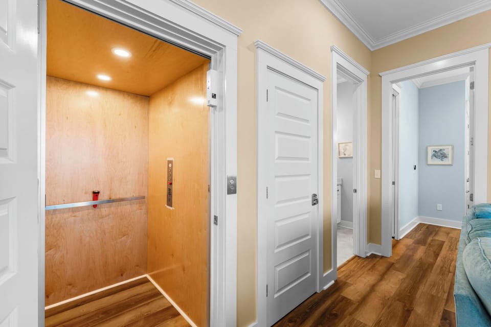 Elevator