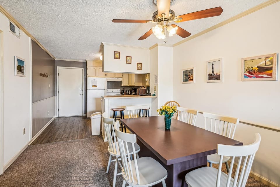 ,Dining Room,