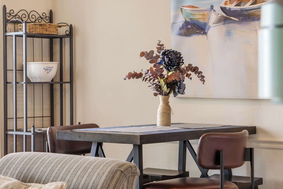 Make mealtime memories together at the dining table, seating 4