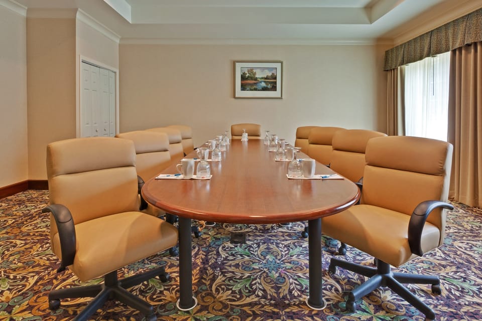 You’ll love the on-site amenities available for business travellers like the conference room