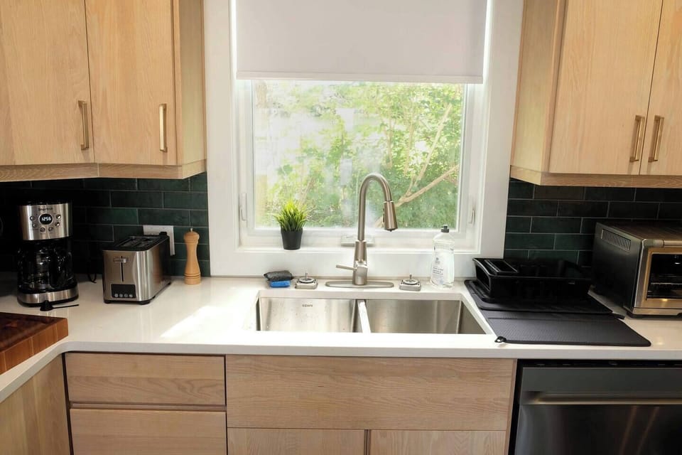 c2c5eaed-9e39-482e-9e03-4153e38bda9e