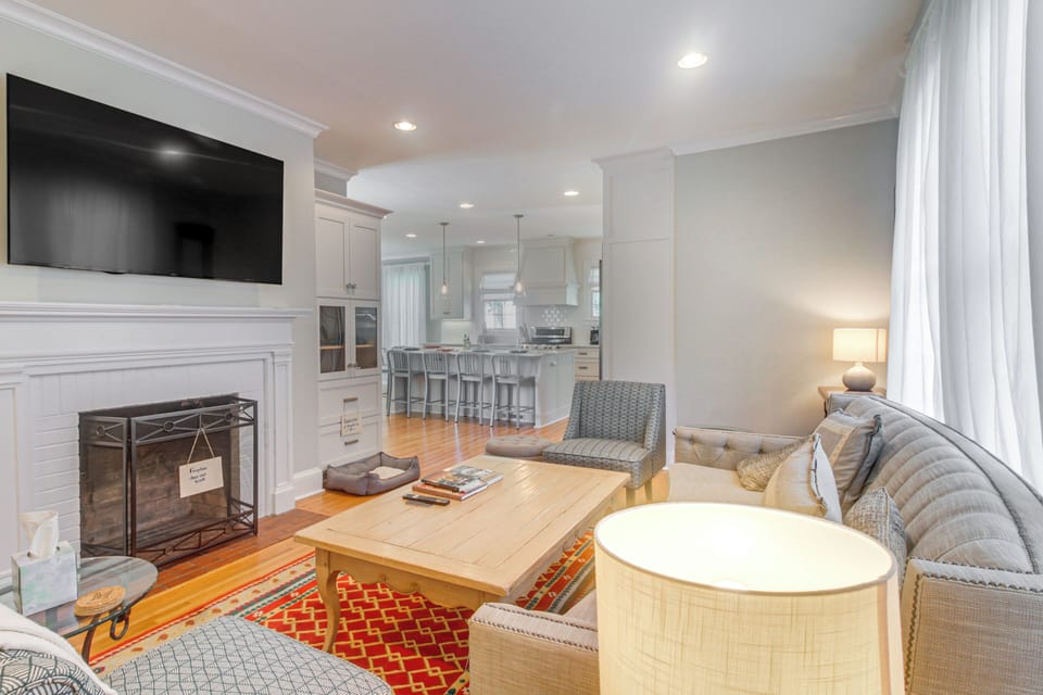 Living Room | 1st Floor