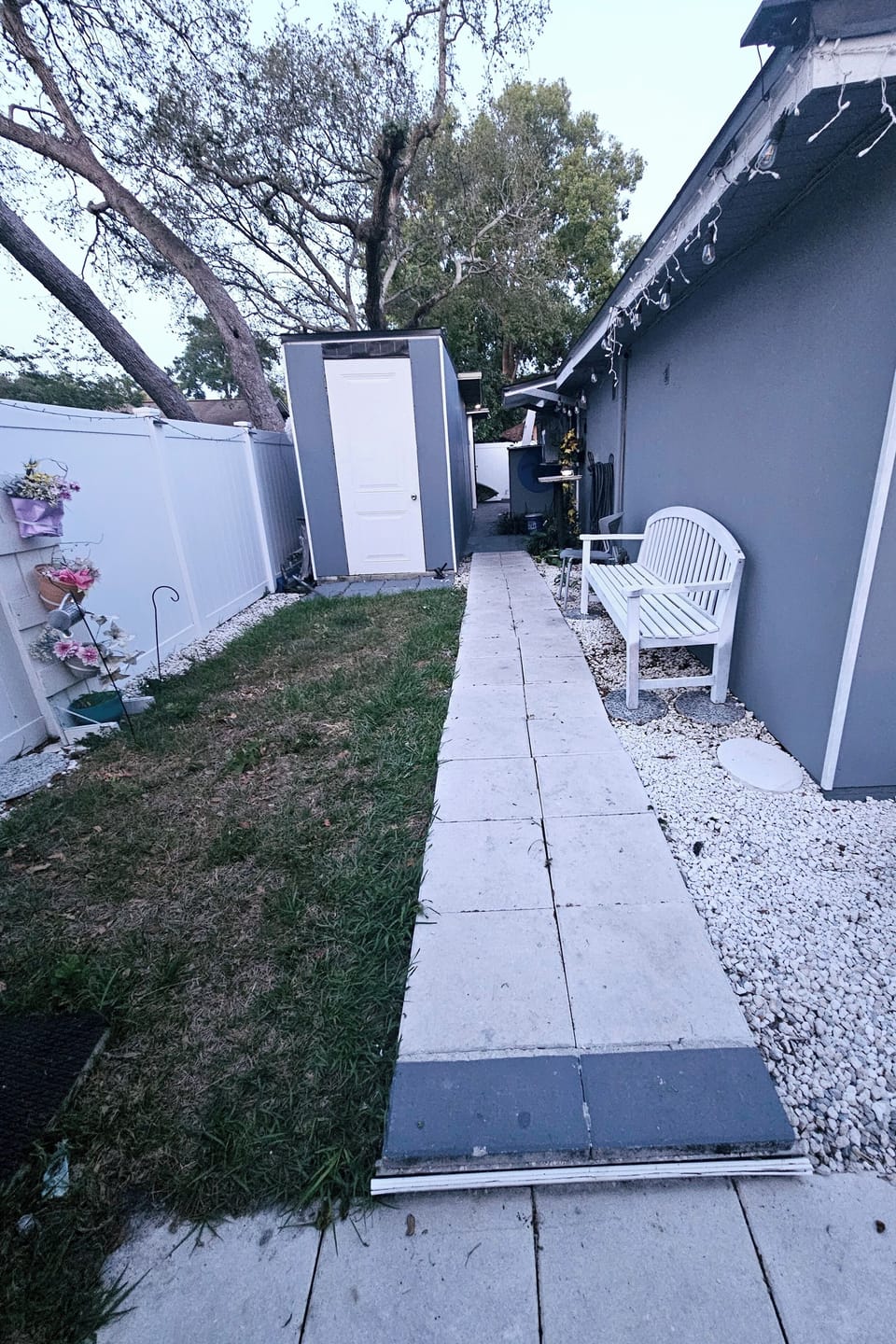 Exterior Patio/Bench.