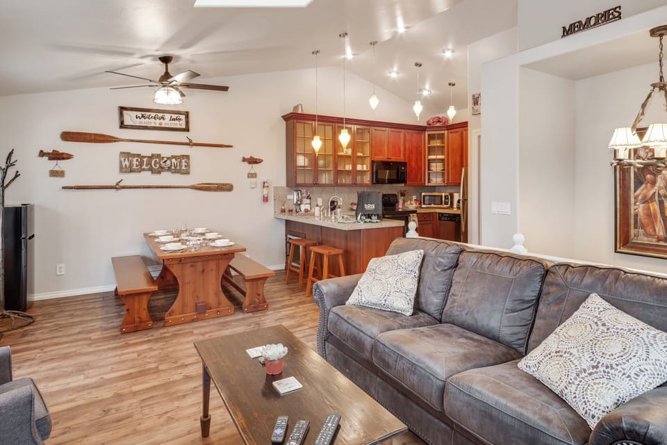 Great Room | Main Level