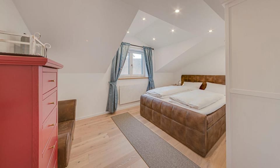 Apartment 75sqm with free-standing bathtub Apartment in Bavaria
