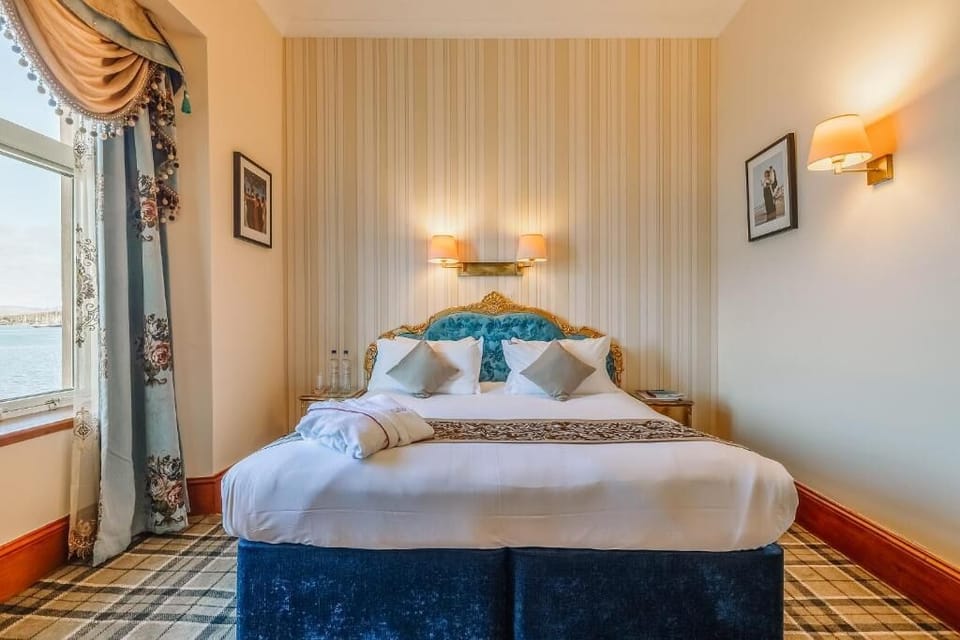 1 Double bed