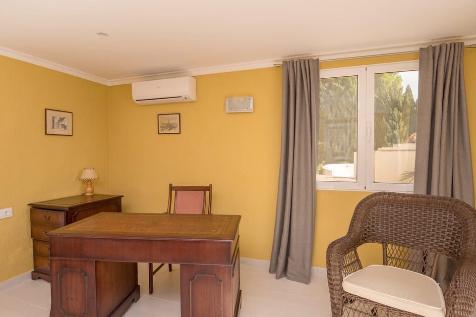 Holiday Home Facilities and Services