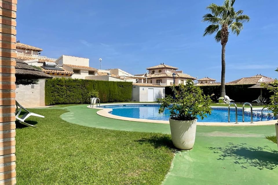 Holiday Home Swimming Pool