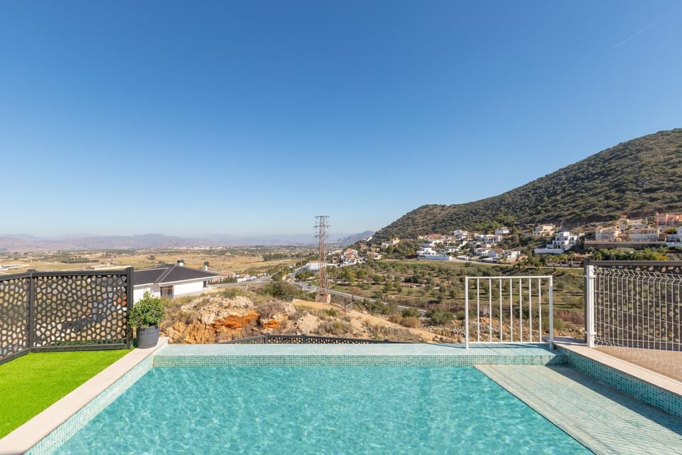 Holiday Home Swimming Pool