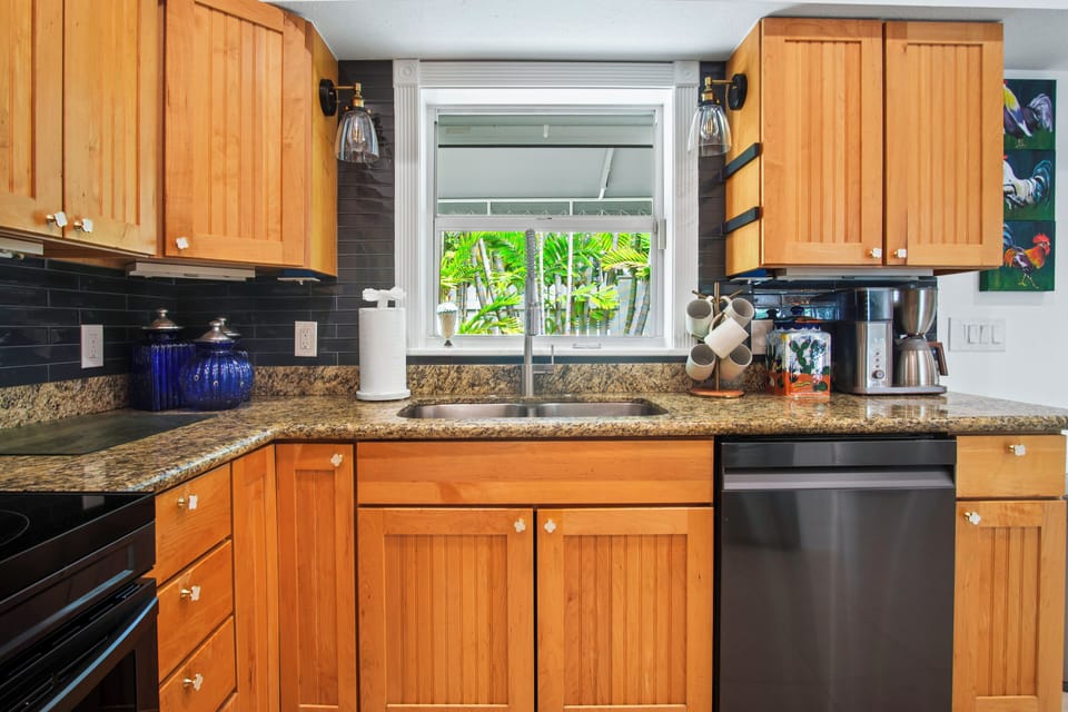 Kitchen with dishwasher