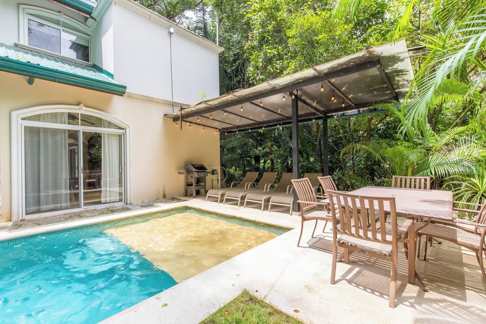 Rent Nosara Casa Vidrio Apt 42
