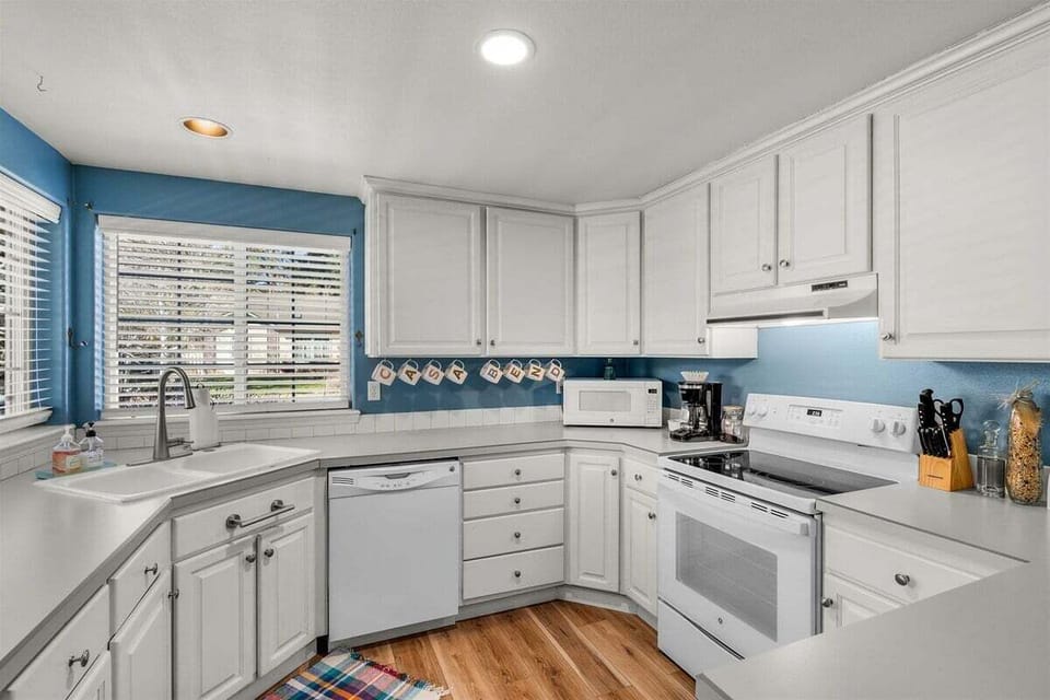 Gourmet Kitchen