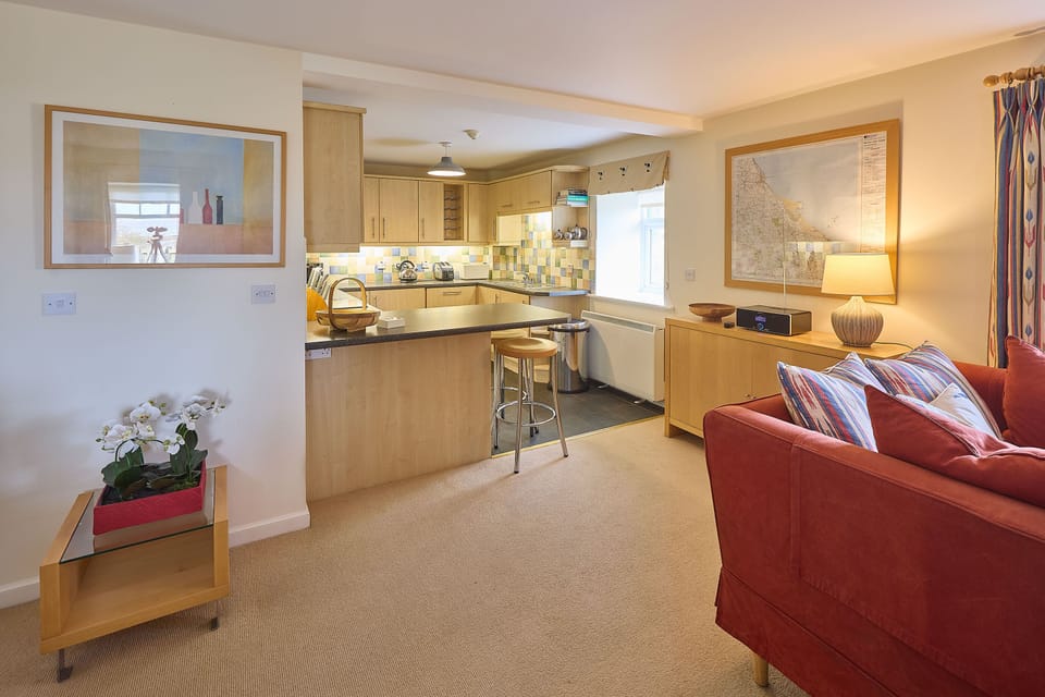 The Maltings, Waren Mill - Host & Stay