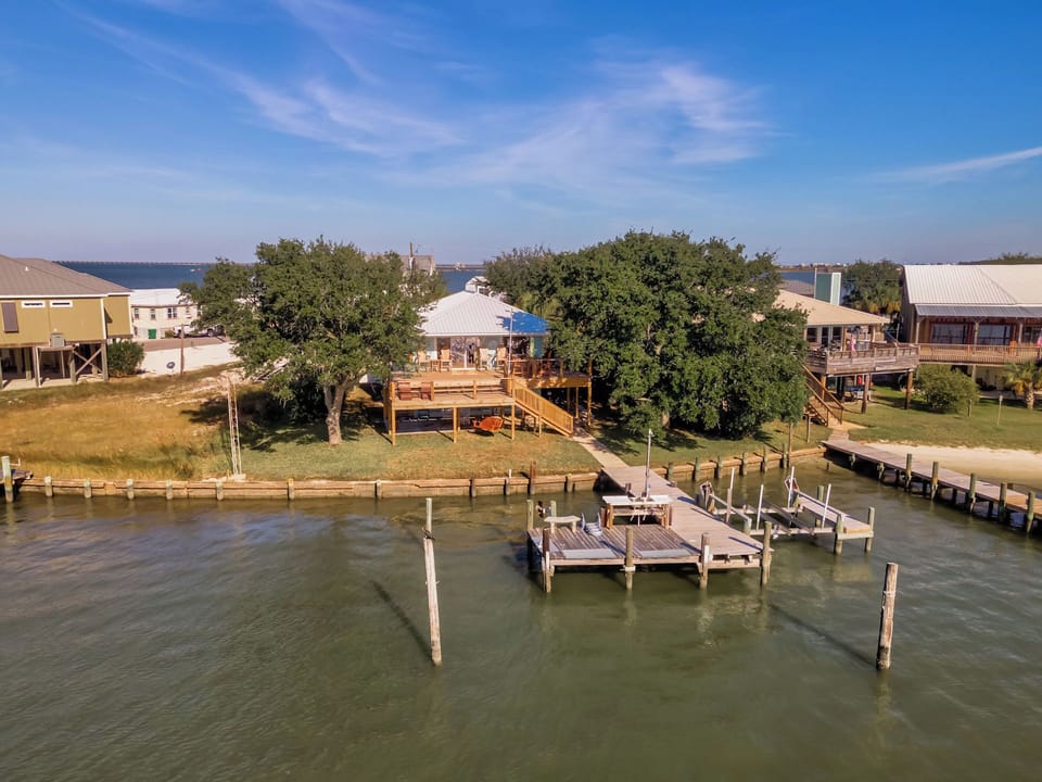 LL II exterior waterfront aerial 1