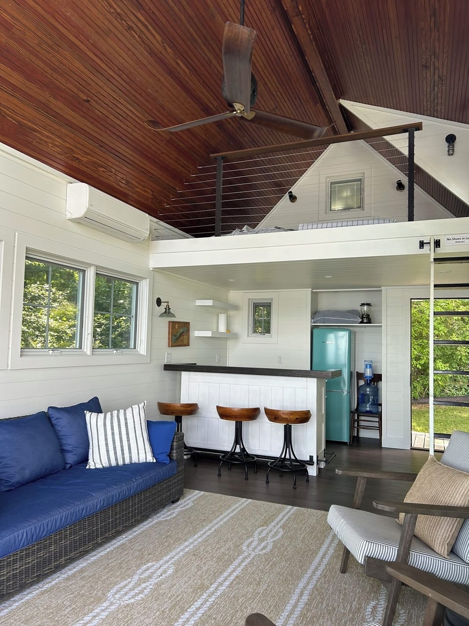 Boathouse Bar & Kids Loft