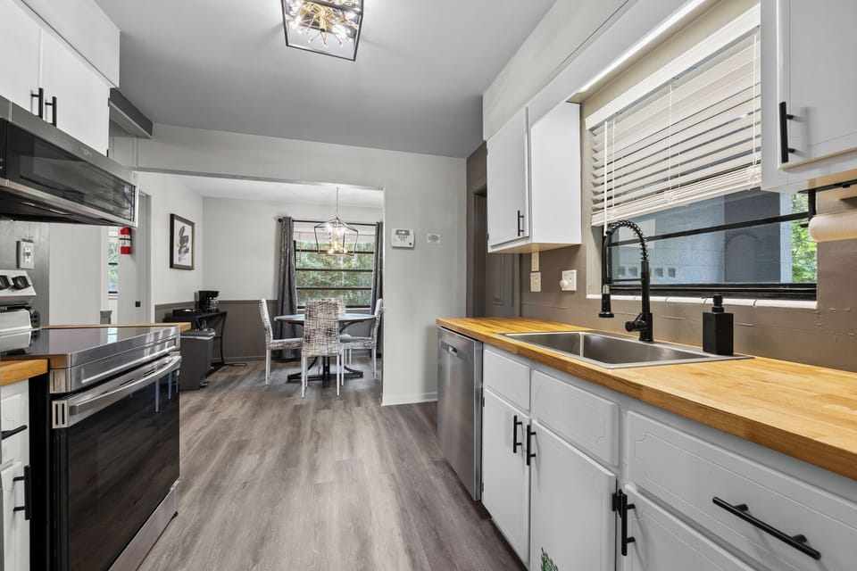 Enjoy a fully stocked kitchen for your next home cooked meal!