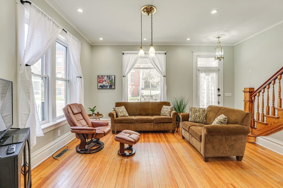 Dubuque Vacation Rental | 3BR | 2BA | Stairs Required | 1,776 Sq Ft