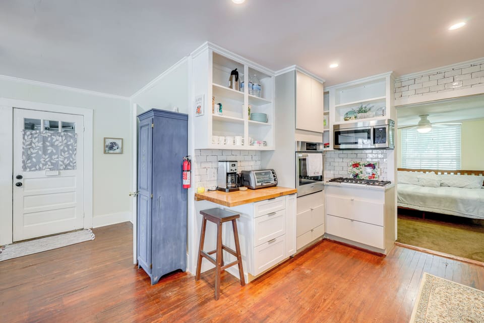 Kitchen | Cooking Basics | Dishwasher | 1st Floor