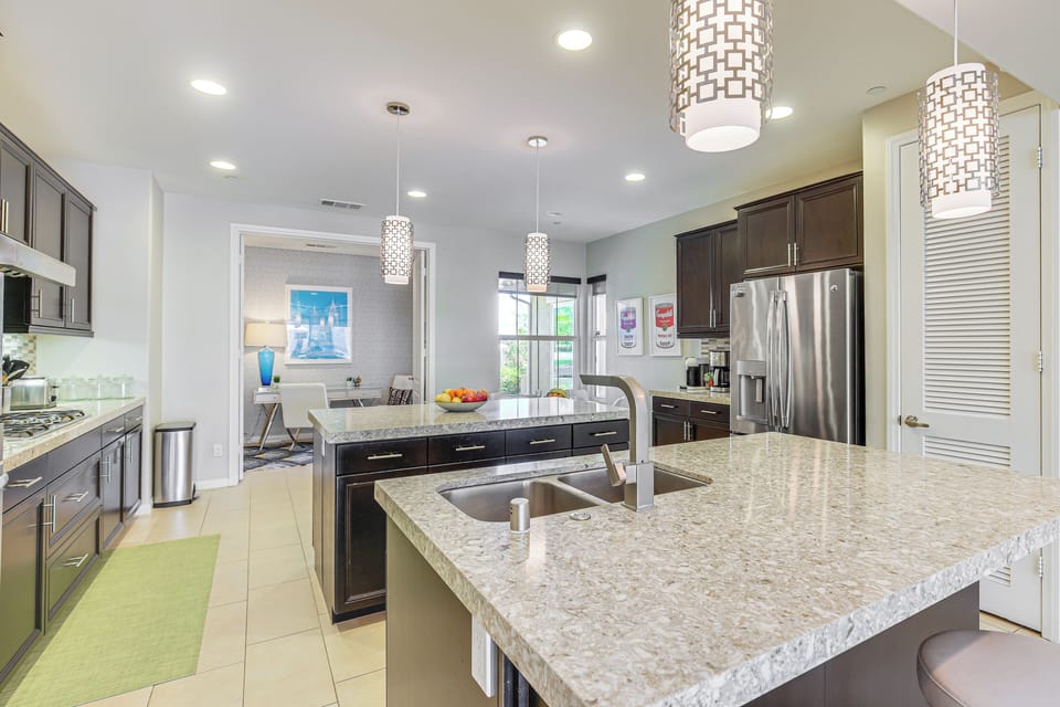 Kitchen | Drip & Nespresso Coffee Makers | Dishwasher | Cooking Basics
