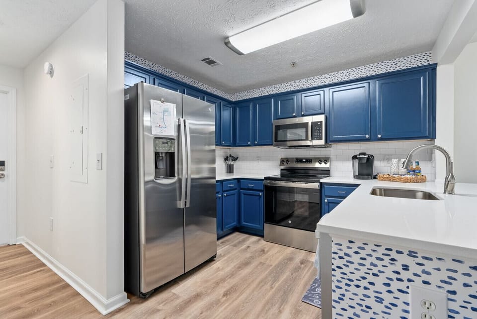 Full Service Kitchen