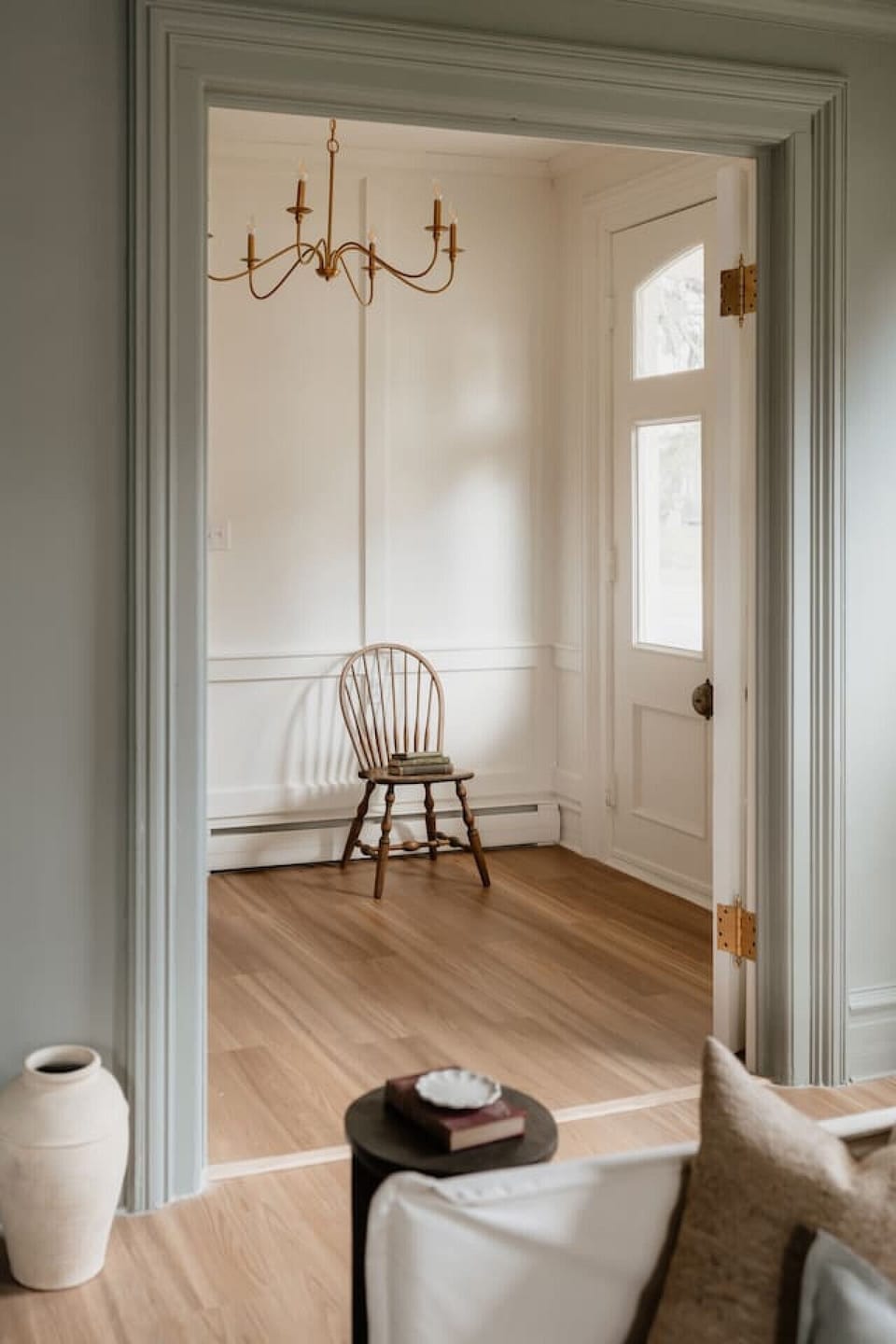 A peaceful and inviting room, perfect for quiet moments or a good book