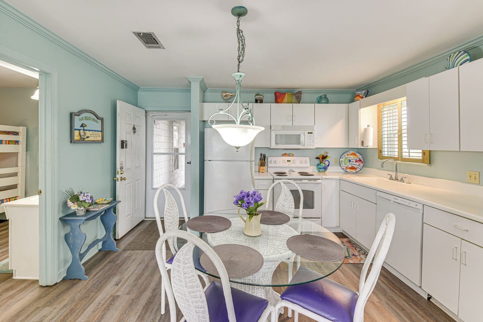 Kitchen | Dishwasher | Drip Coffee Maker