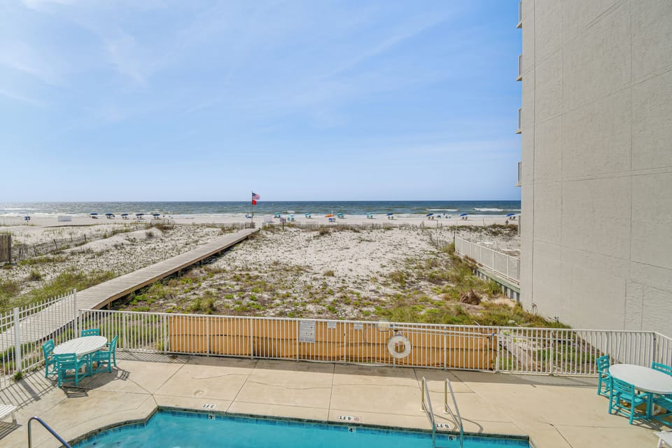 Pool & Beach Views