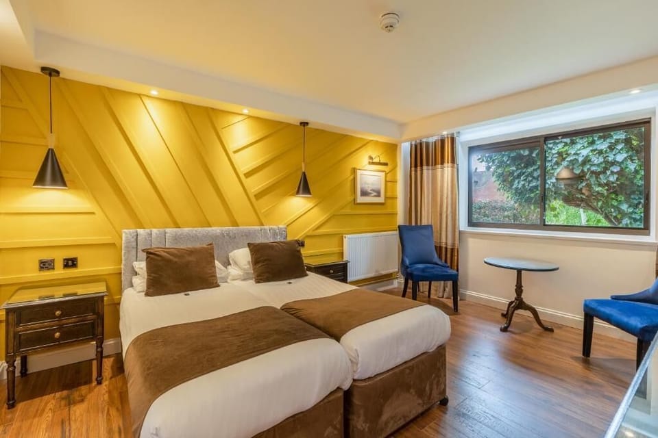 Unit with Twin beds