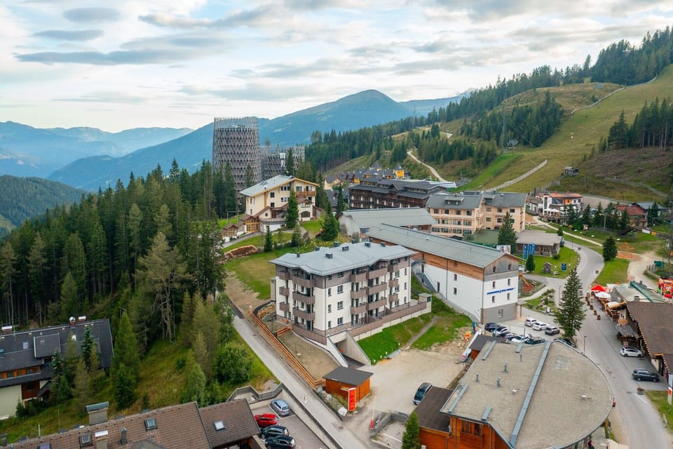 Surroundings [summer] (1-5 km)