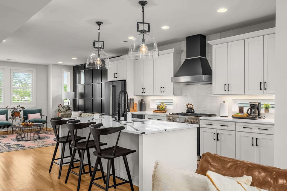 Level Two: Fully Stocked Gourmet Kitchen w/Island