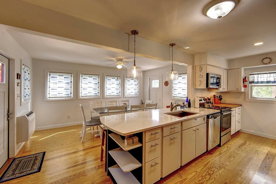 Kitchen (2)