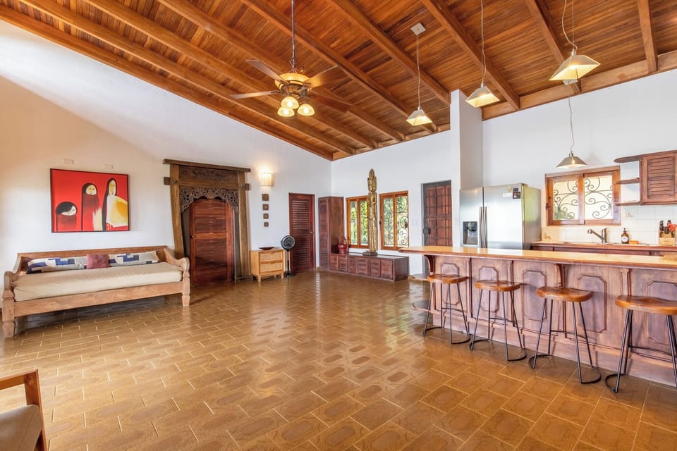 Kitchen & living room. (2)