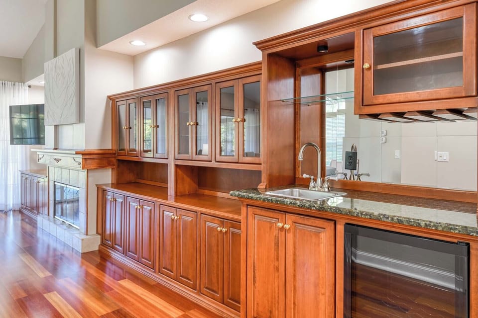 Built-ins and Mini Bar