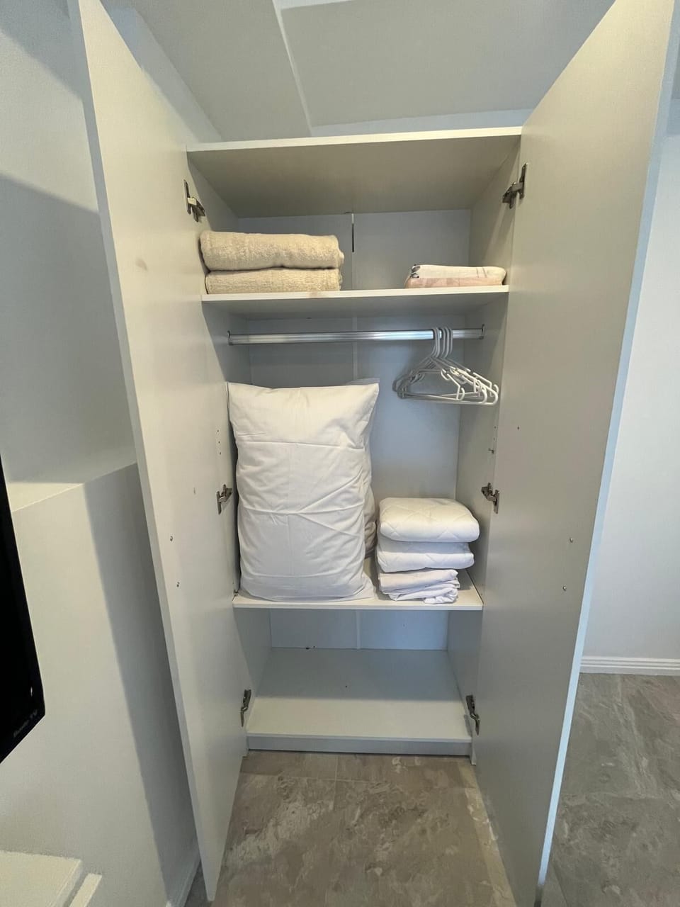 Fresh Linen & Essentials Ready for You