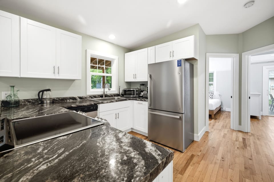 Fully Stocked Kitchen!