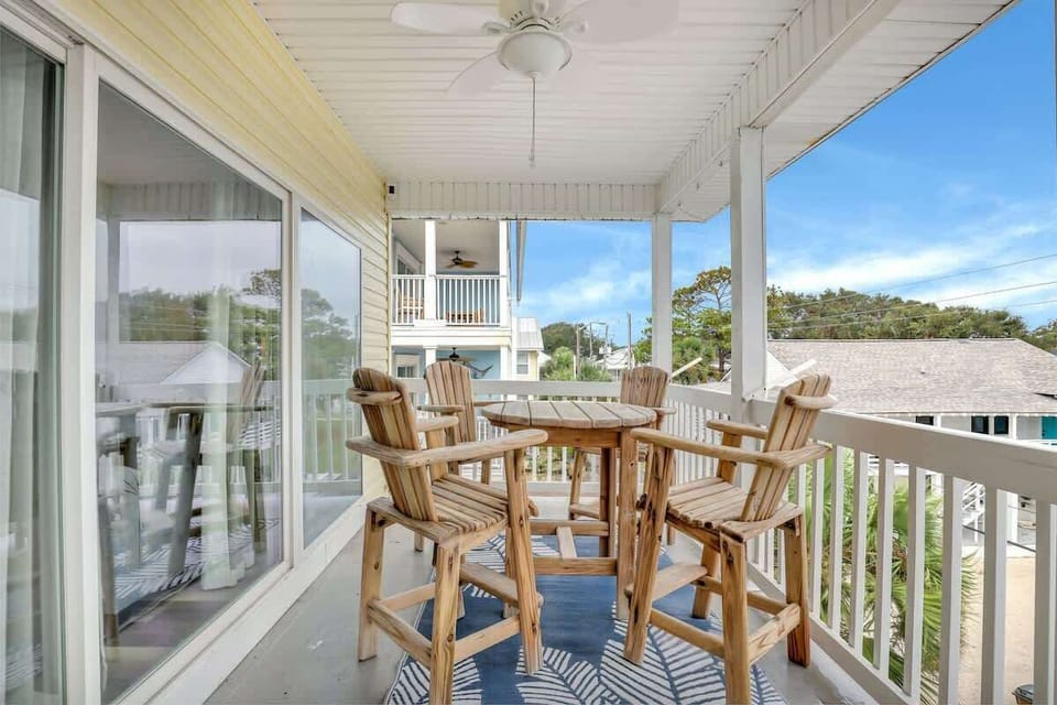 Breezy Escape - This cozy dining spot is the perfect place to soak up fresh air, scenic views, and enjoy a close-quartered meal with friends or family. 