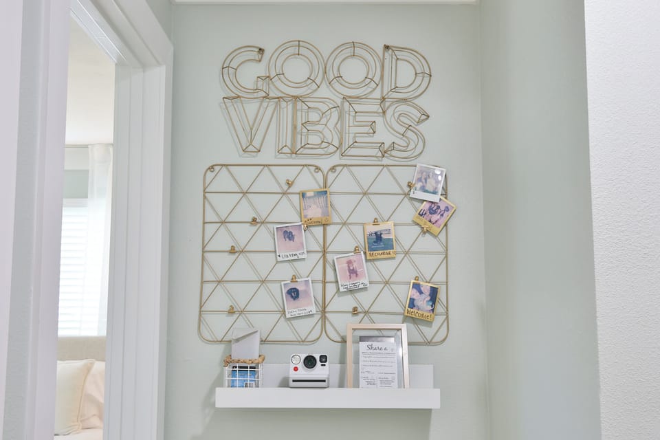 Picture Station To Share Your Memories