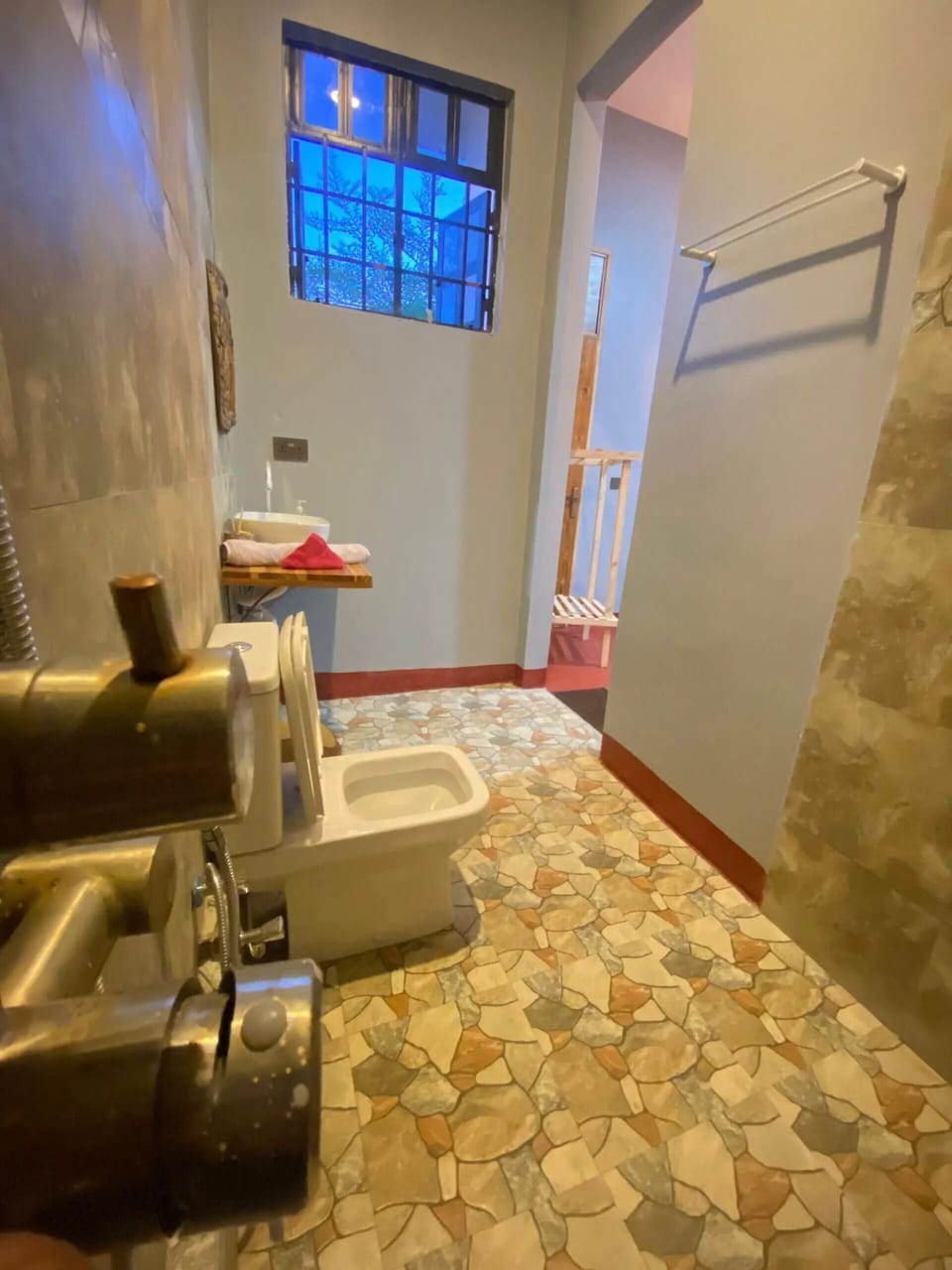 Tembo Bathroom