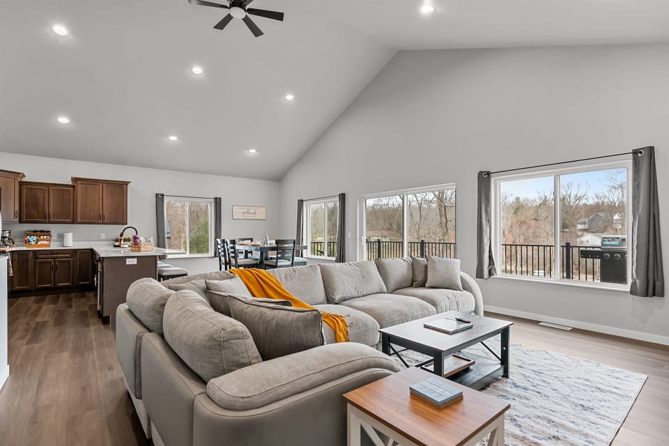 Plenty of room for everyone to sink in, stretch out, and unwind together—lake days end best here.
